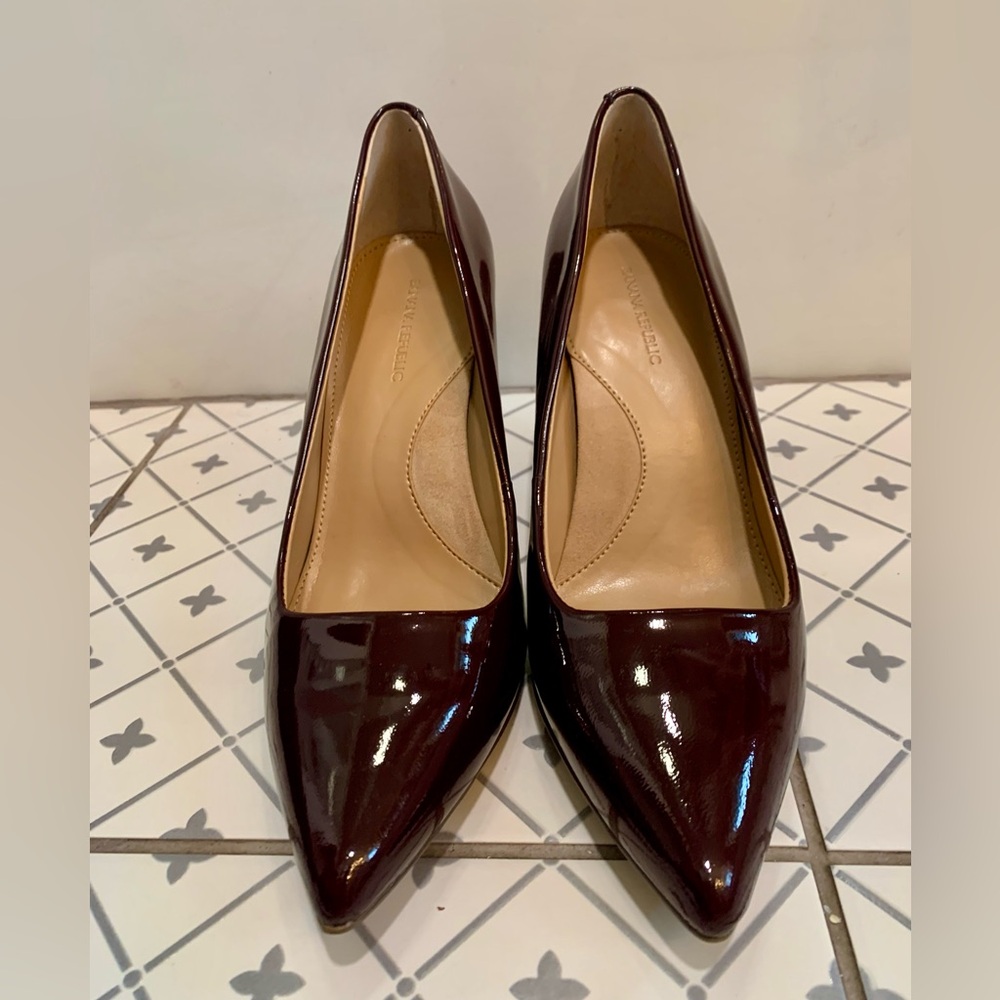 Banana Republic shoes (new)